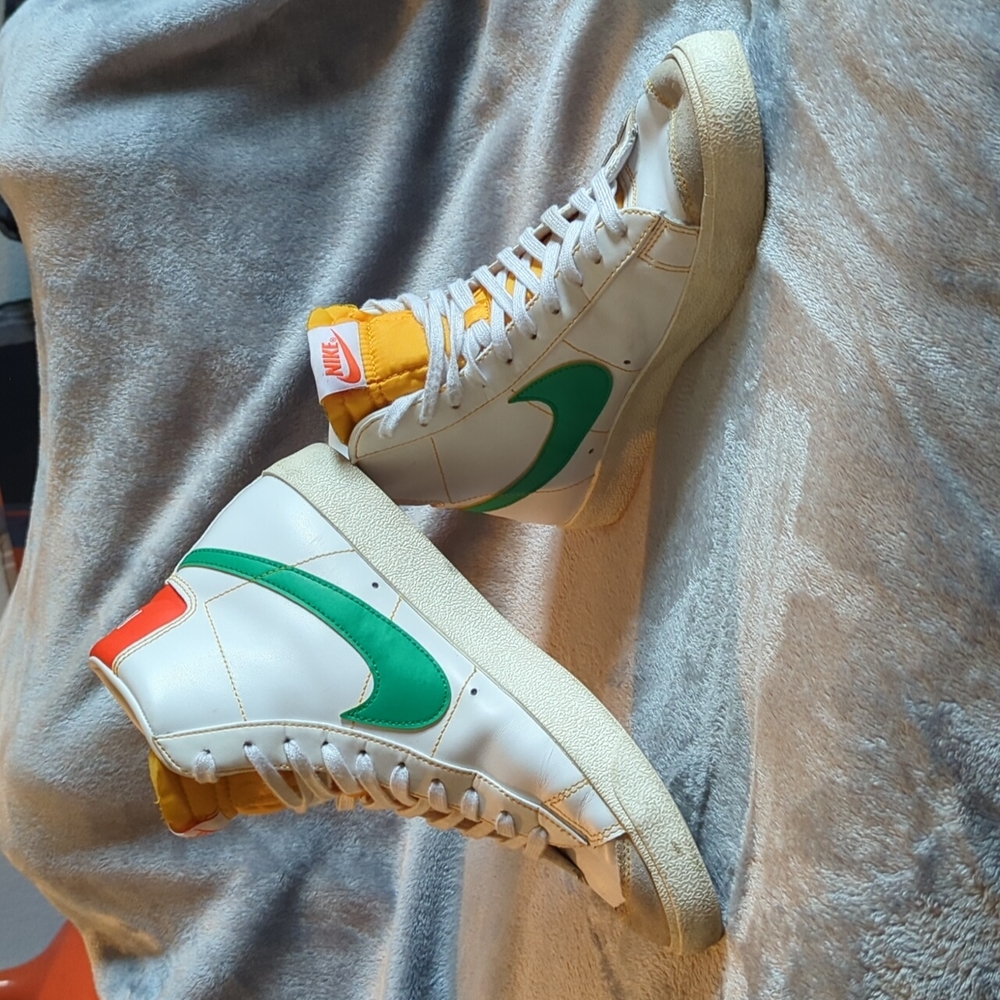Nike Blazer Mid '77 Vintage 'Roswell Rayguns' Men's Shoes Size 10